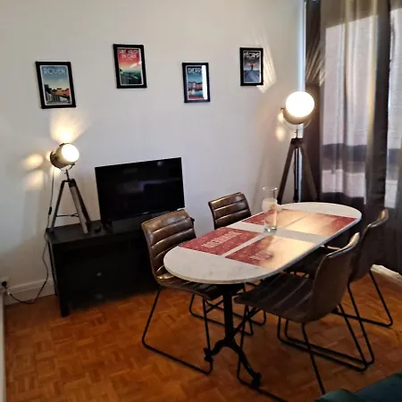 Sous Les Etoiles - Dans Gratte-ciel Avec Garage Prive En Sus Rouen