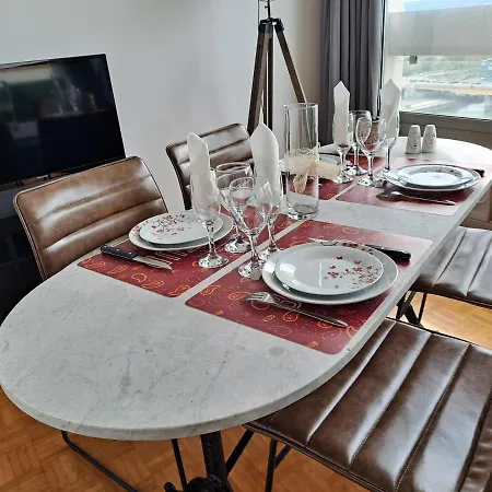 Sous Les Etoiles - Dans Gratte-ciel Avec Parking En Sus Rouen