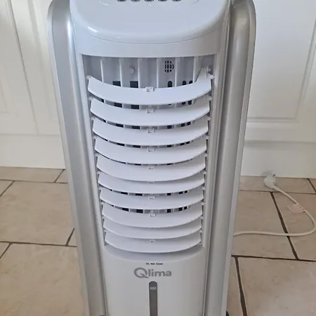 Apartament Sous Les Etoiles - Dans Gratte-ciel Avec Parking En Sus