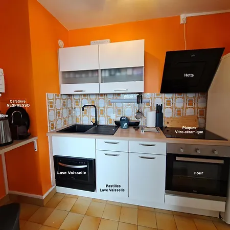 Sous Les Etoiles - Dans Gratte-ciel Avec Parking En Sus * Rouen