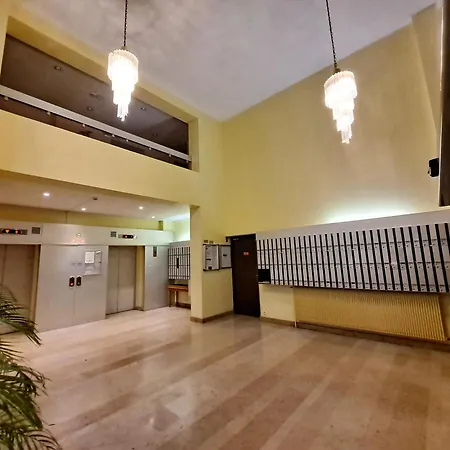 Sous Les Etoiles - Dans Gratte-ciel Avec Parking En Sus Rouen