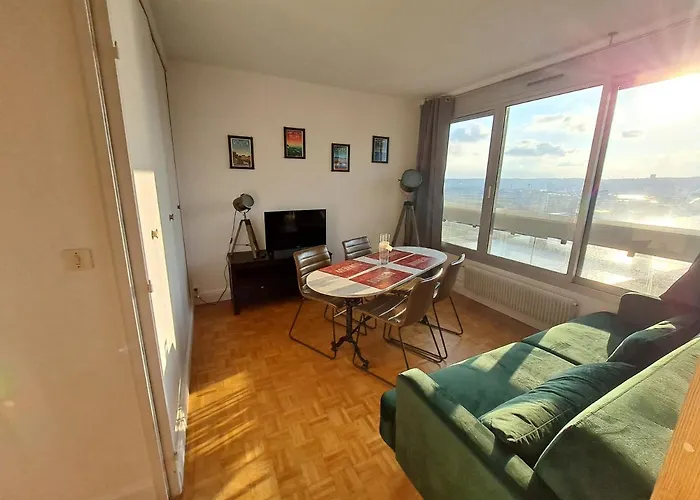 Sous Les Etoiles - Dans Gratte-ciel Avec Parking En Sus * Rouen