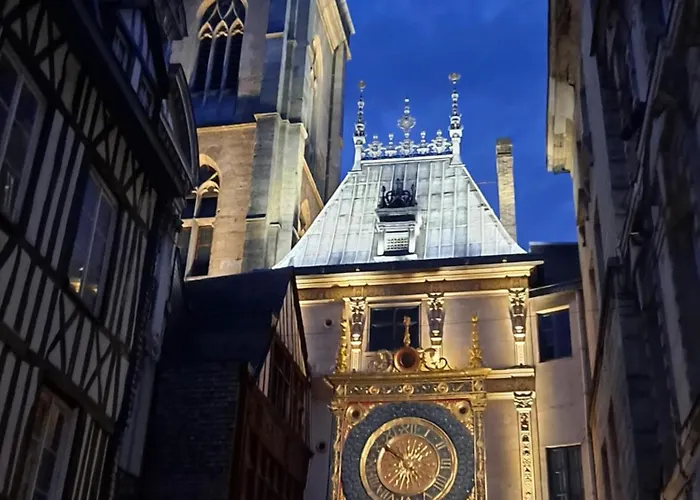 Apartamento Sous Les Etoiles - Dans Gratte-ciel Avec Parking En Sus Ruan