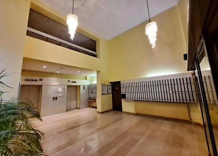 Sous Les Etoiles - Dans Gratte-ciel Avec Parking En Sus Ruan