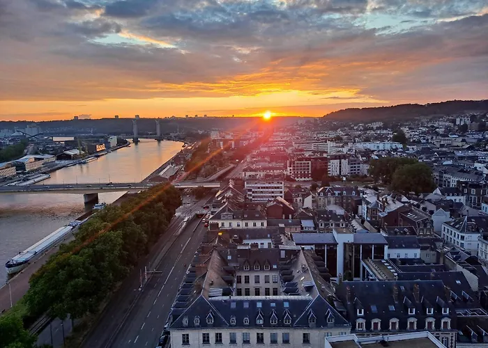 Sous Les Etoiles - Dans Gratte-ciel Avec Parking En Sus Apartamento *