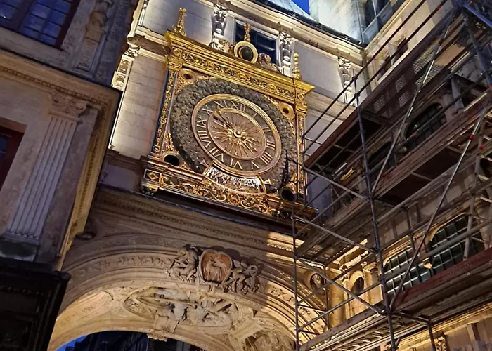 Sous Les Etoiles - Dans Gratte-ciel Avec Parking En Sus * Rouen